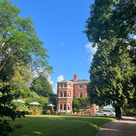 בודלי Kateshill House Bed & Breakfast מראה חיצוני תמונה